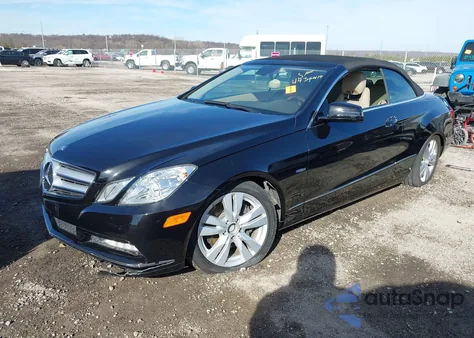 2012 Mercedes-Benz E 350 z USA, uszkodzony, nr VIN WDDKK5KF8CF141617